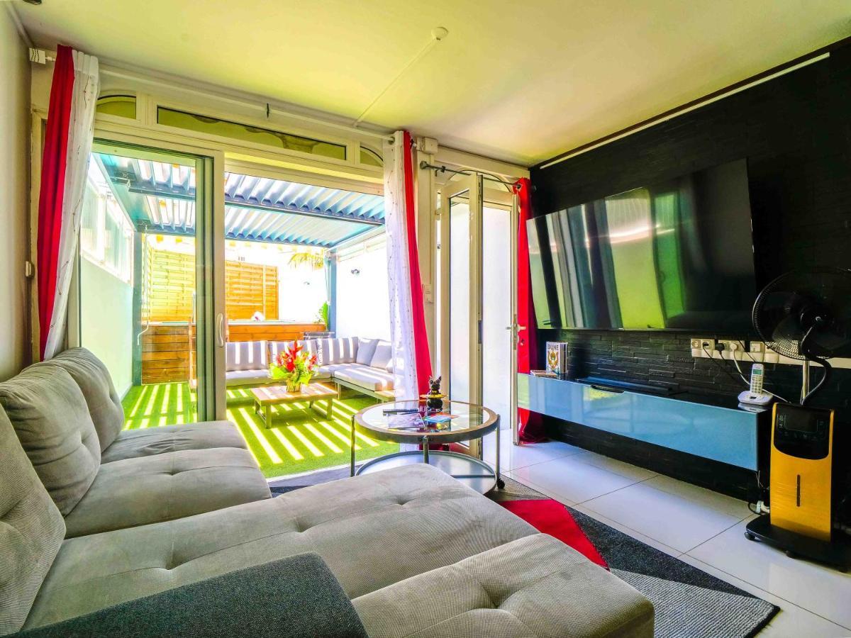 Triplex Yasuke: Vivez L'Experience Pop Art Et Geek En Plein Coeur De Petit-Bourg Βίλα Εξωτερικό φωτογραφία